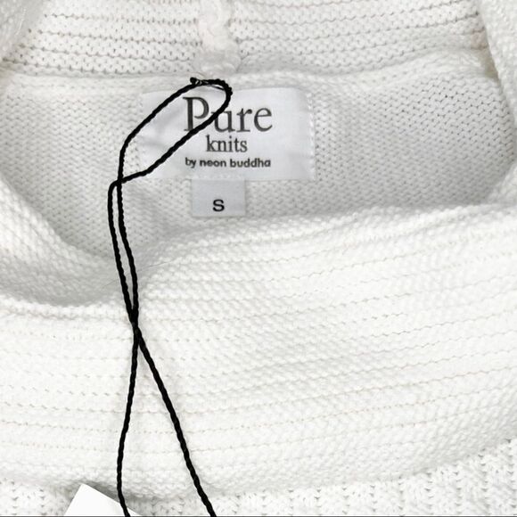 Pure Knit Pullover in Vanilla - Picture 9 of 9